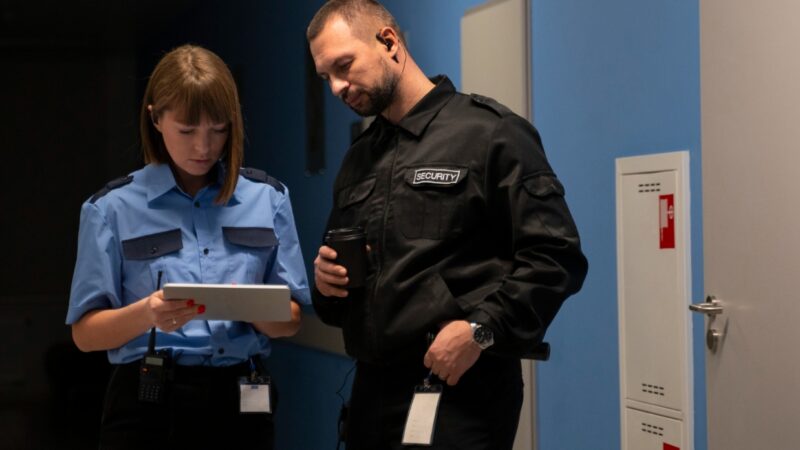 Interwencja policji z Łasku pomogła zagubionej kobiecie