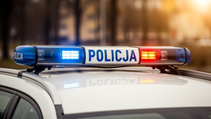 Policjant poza służbą zatrzymał kierowcę z zakazem prowadzenia pojazdów
