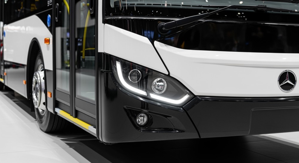 Uczniowie z Łask zyskają tańsze bilety na komunikację miejską dzięki nowej karcie mieszkańca