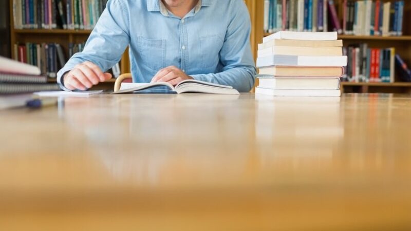 Bezpieczne dziecko w sieci: Spotkanie dla rodziców w Kwiatkowicach